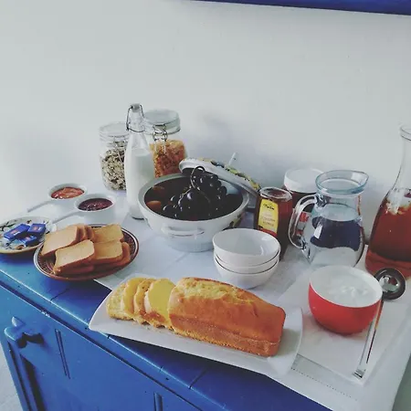 فندق مبيت وإفطار Berzuaia *